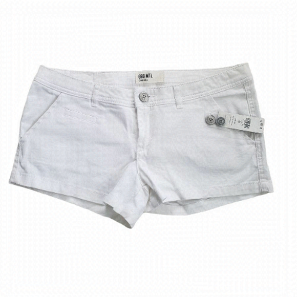 New Garage Ladies White Shorts 5 NWT - Picture 1 of 5